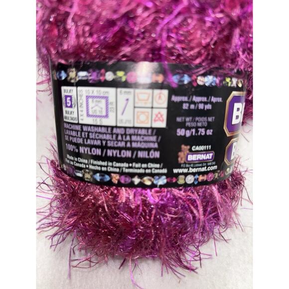 Lot of 6 Bernat Bling Bling Yarn CABARET CRIMSON Pink 1.75oz each NOS - Picture 2 of 5